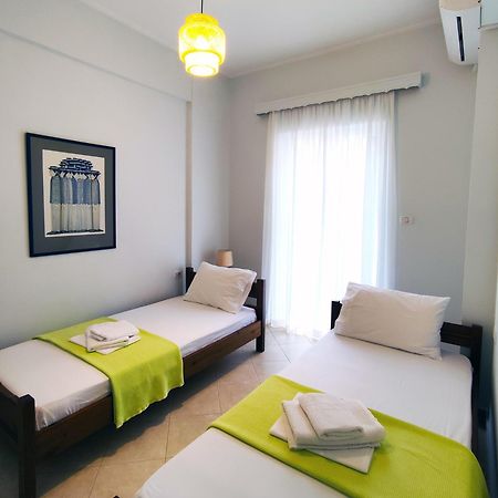 Two-bedroom appartment Sarandë Buitenkant foto