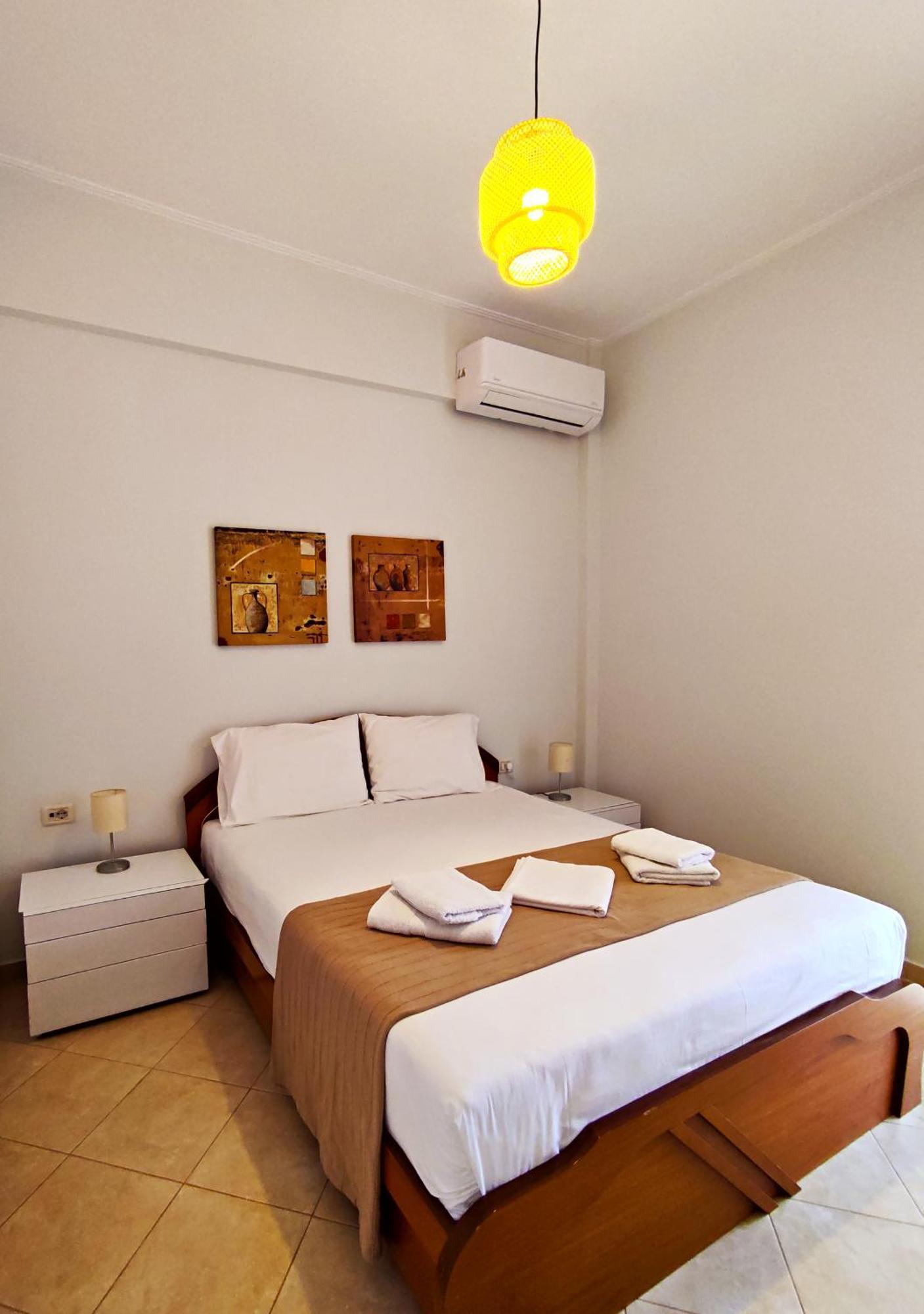 Two-bedroom appartment Sarandë Buitenkant foto