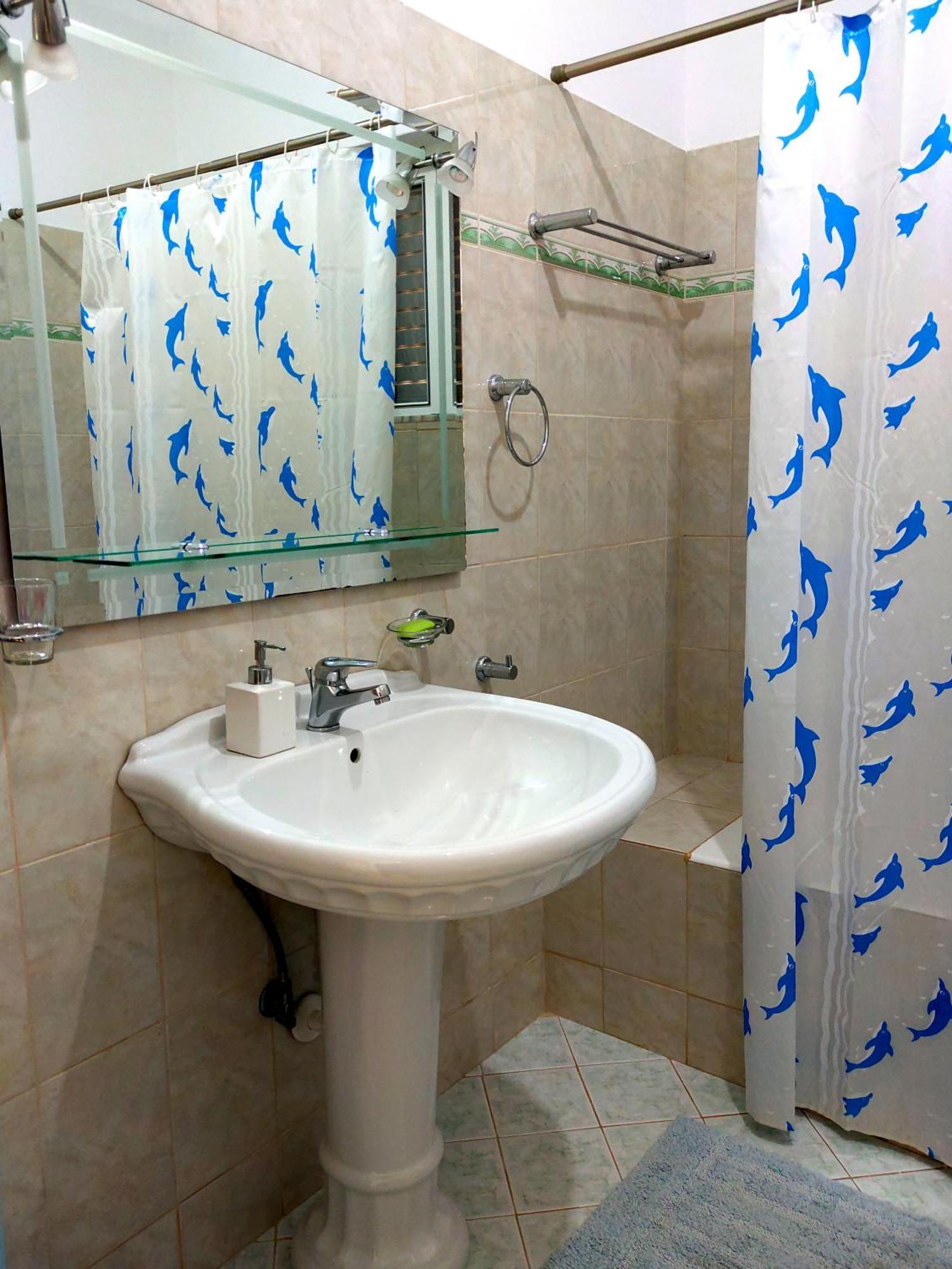 Two-bedroom appartment Sarandë Buitenkant foto