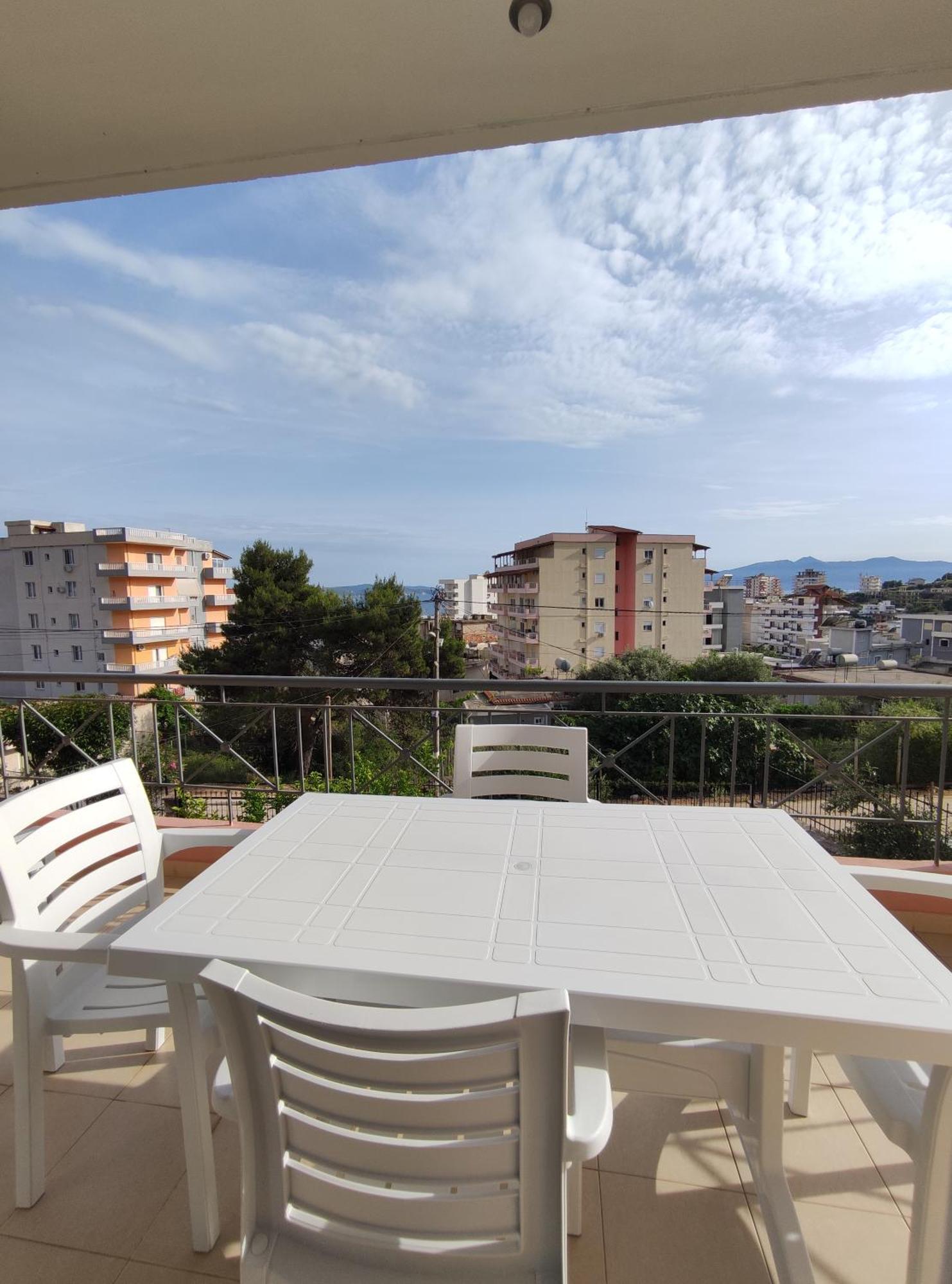 Two-bedroom appartment Sarandë Buitenkant foto